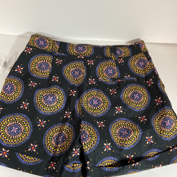 Anthropologie Maeve Abstract City Shorts - Picture 4 of 14